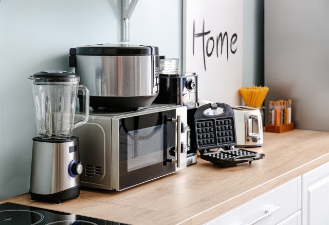 From Beginner to Pro: Essential Kitchen Gadgets That Every Home Cook Should Own